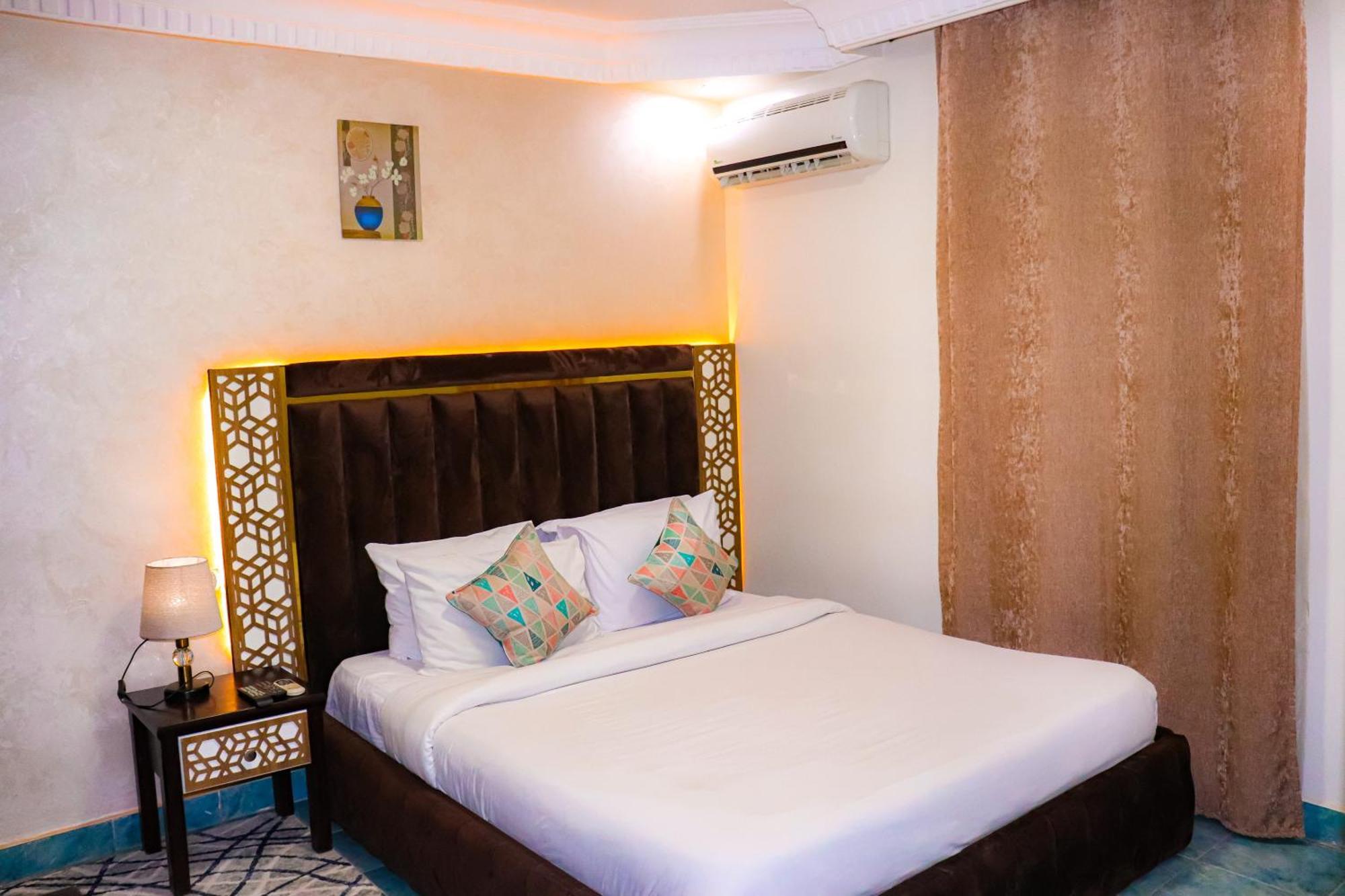 Golden Pyramids Inn Kafret el-Gabal Exterior foto