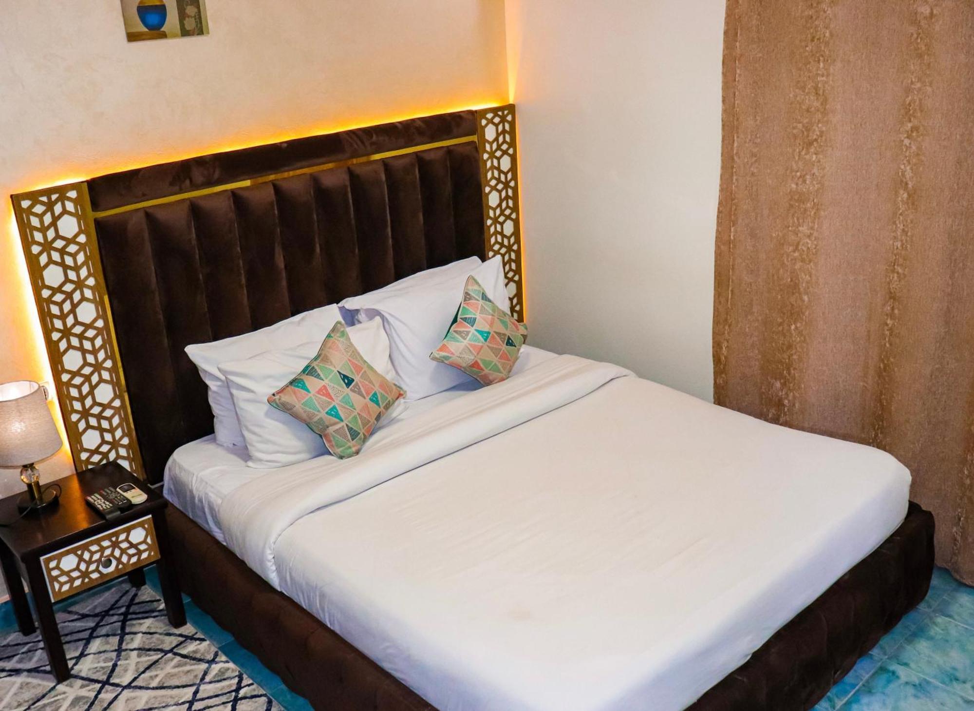 Golden Pyramids Inn Kafret el-Gabal Exterior foto